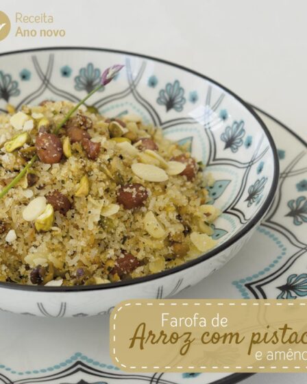 Receita Farofa de arroz com pistache e amêndoas